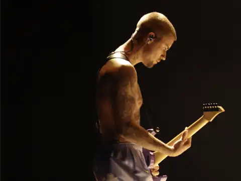 Justin Bieber - Stripped, soft, powerful