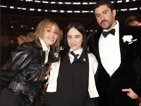 The Grammy stage just went wild.