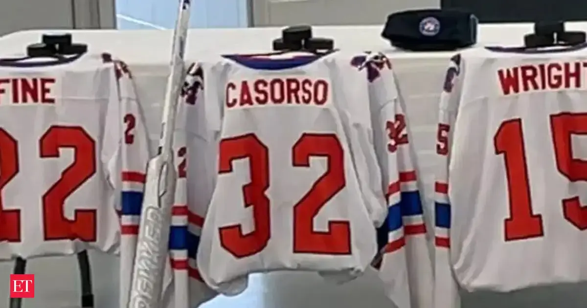 Alberta in shock after 3 junior hockey players killed in crash while heading to practice