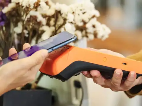 Contactless Payments and Q-Commerce