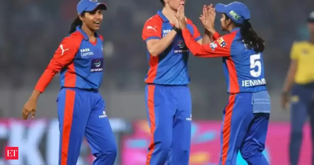Delhi Capitals march into fourth straight WPL final with dominant win over Giants