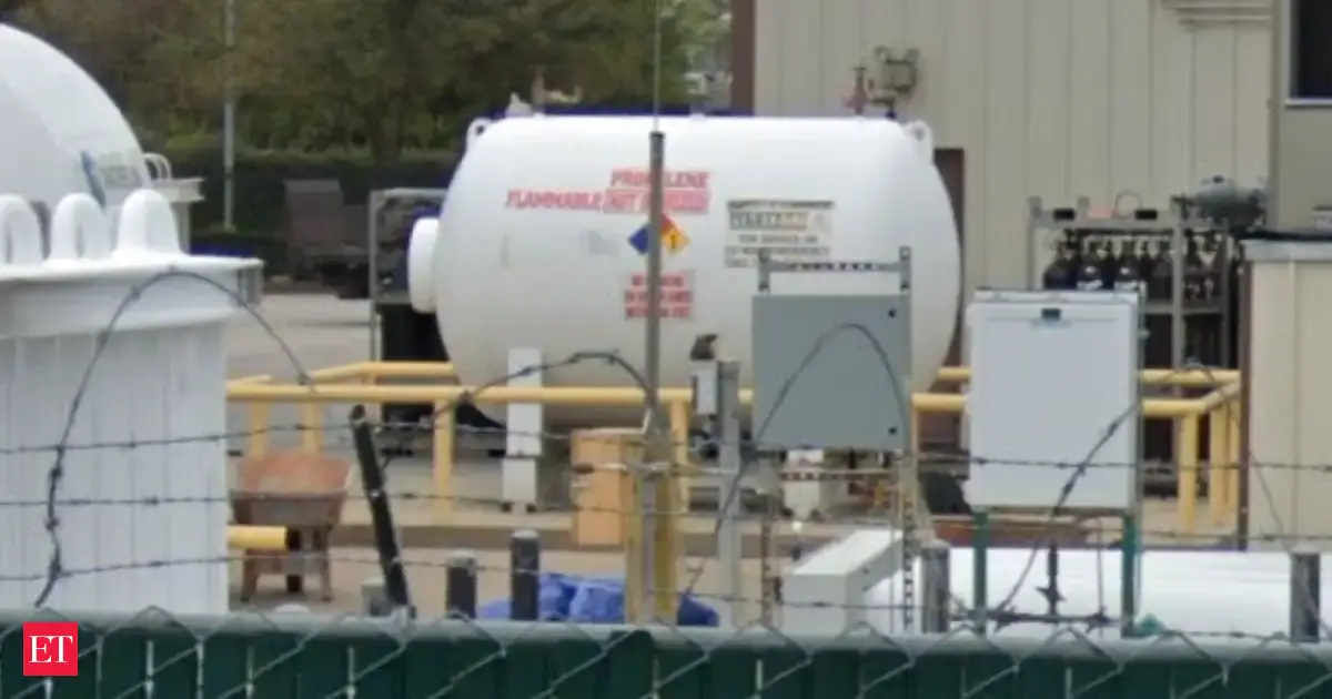 Mumbai-Pune Expressway traffic jam update: What is the highly flammable propylene gas that spilled on streets causing massive chaos and how dangerous is it?