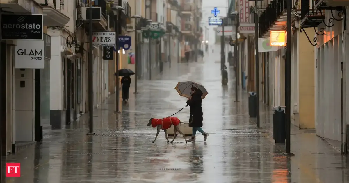 Thousands evacuated as storm hits Spain, Portugal