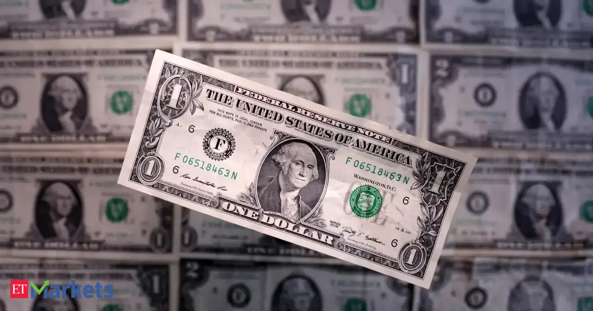 Dollar recovers as central bank decisions loom