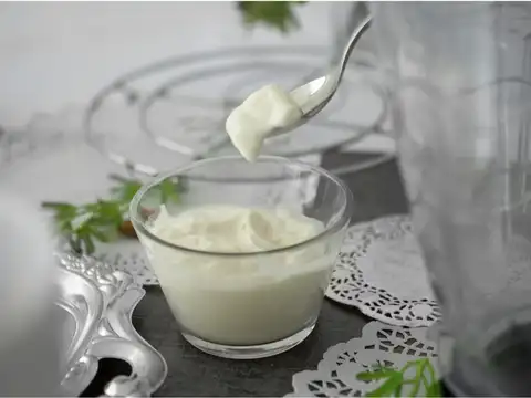 Yogurt: Natural Probiotic for Skin