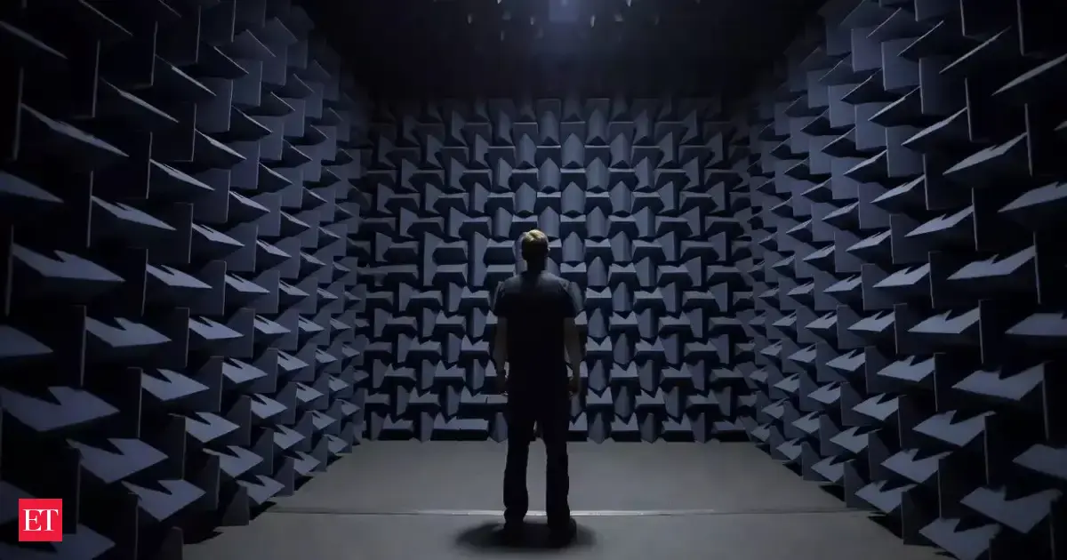 Inside the &ldquo;Silent&rdquo; Room at Microsoft, Where You Can Hear Your Own Heartbeat