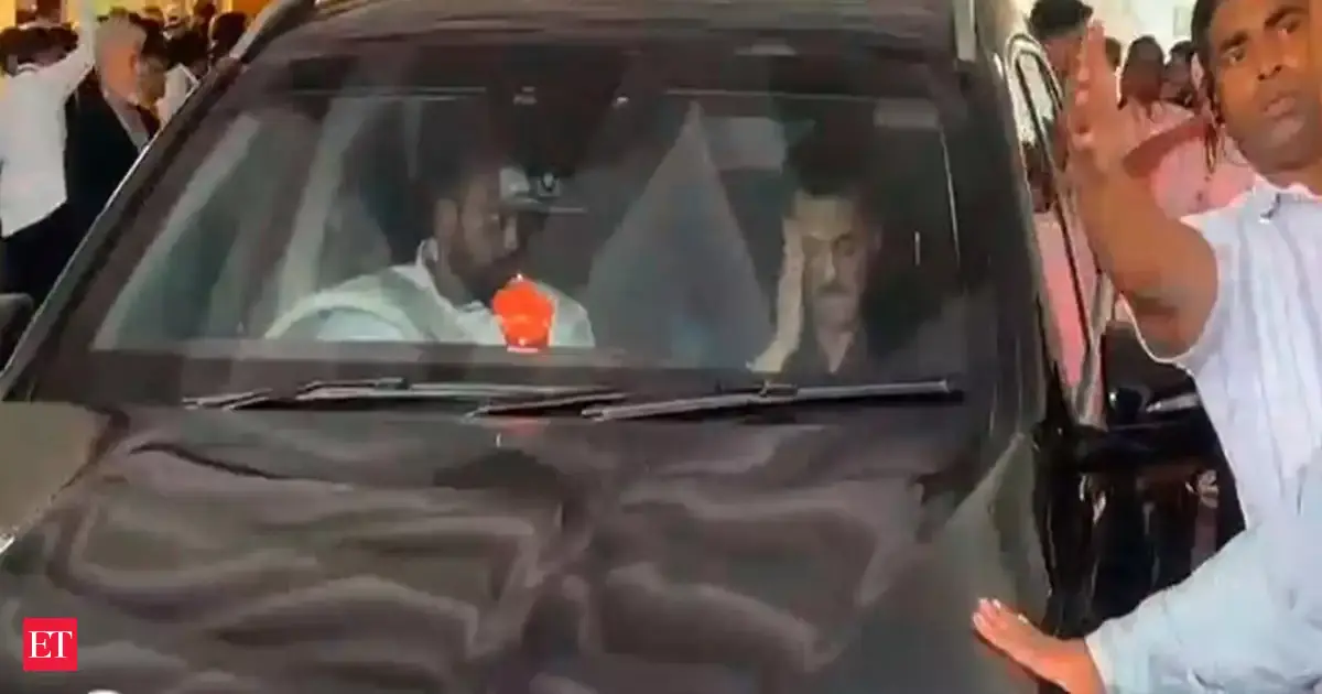 Salman Khan attends RSS centenary event in Mumbai