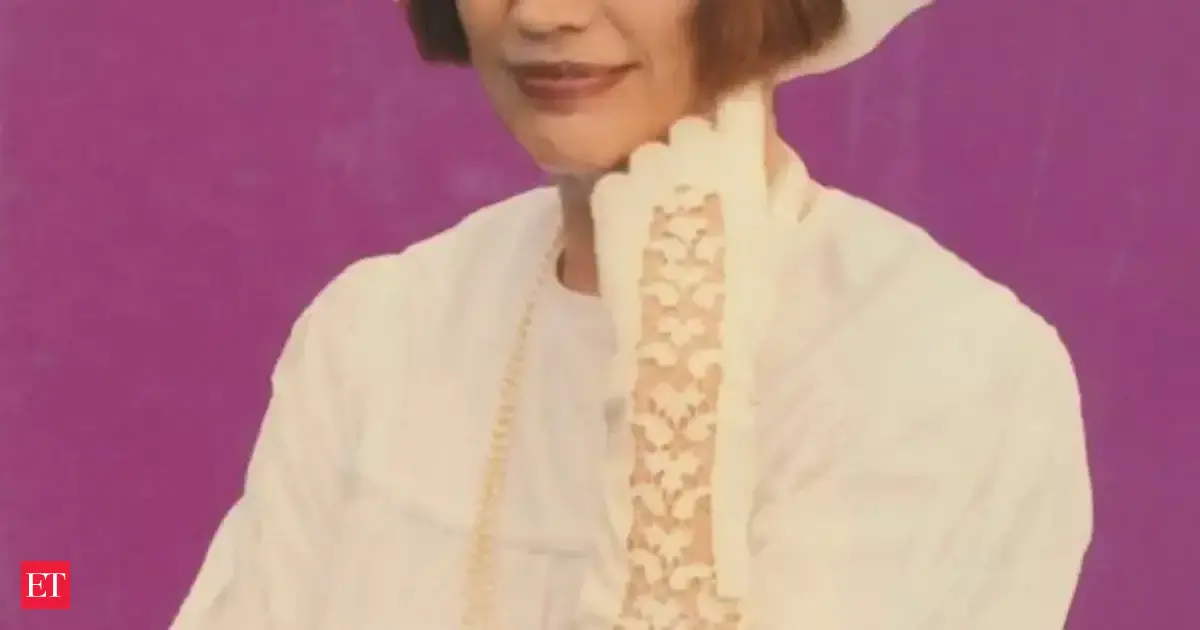 Camilla Carr, star of &lsquo;keep my grave open&rsquo; and 1970s horror films, dies at 83