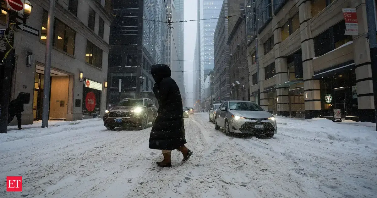 Environment Canada issues Yellow Warning as severe wind chills grip Ontario; temperatures up to –35°C likely to return Sunday night