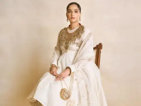 Soft Ivory Serenity