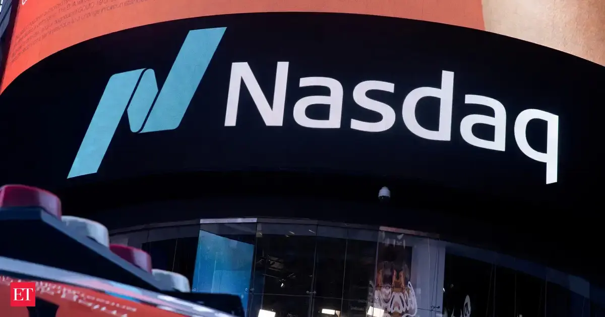 Nasdaq surging big today: Nasdaq jumps over 250 points as Dow and S&P 500 also in green - Nvidia, Broadcom and Oracle lead AI rebound, gold hits record above $5,100