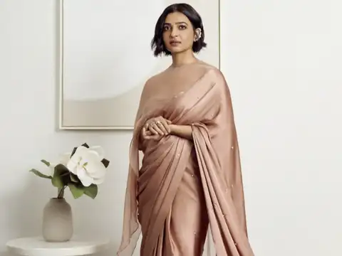 Radhika apte&rsquo;s Blush Pink Shimmer Drape