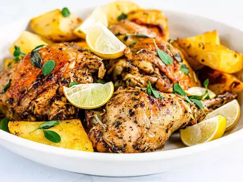 Sheet-Pan Mediterranean Chicken and Veggies