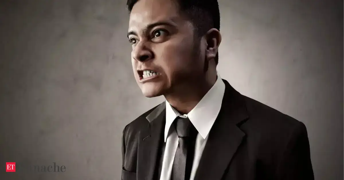 Boss makes employee do extra work with promotion promise: 6 months later new worker gets promoted. 'I feel so used...'