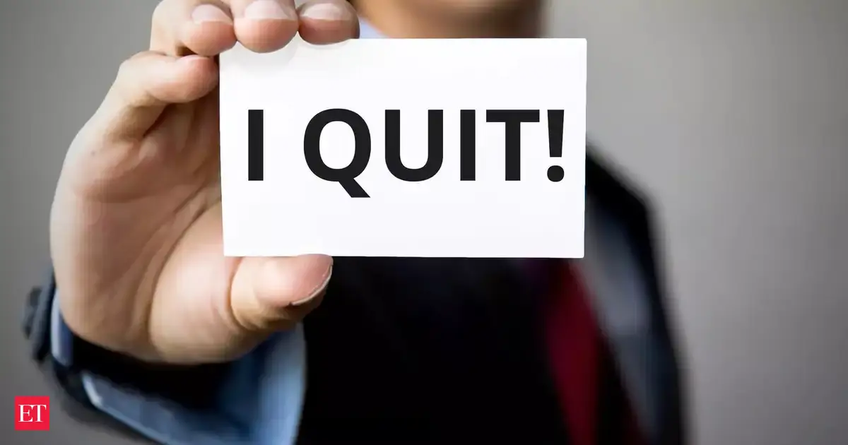 Employee quits on the spot after raise request, then wonders if he overreacted - Internet weighs in