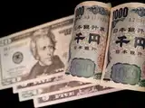 Breakaway yen keeps dollar under the cosh