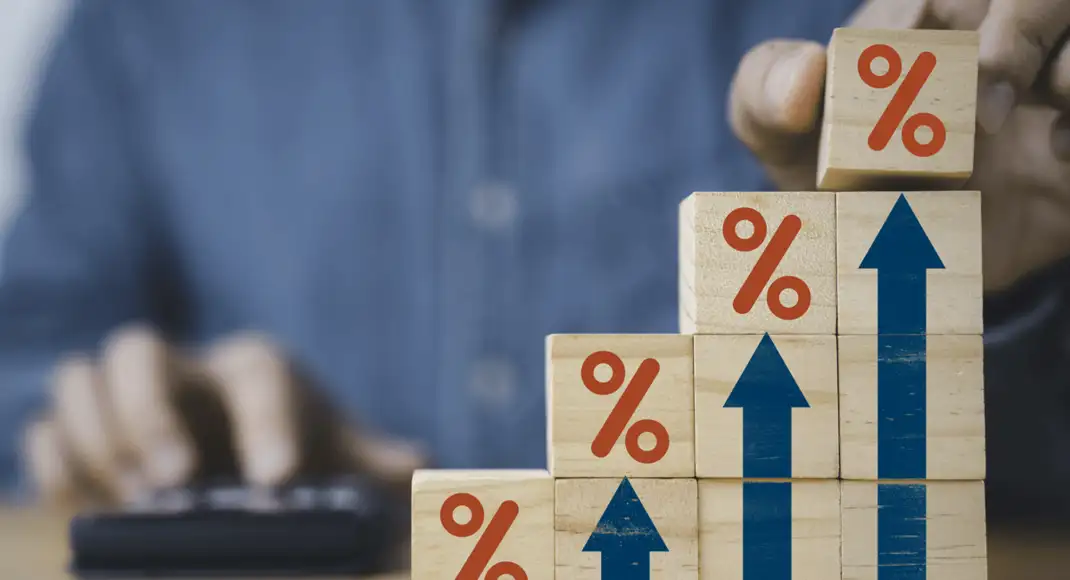 For long-term investing: Stay with best &amp;amp; volatility will be taken care of. 7 large-caps from different sectors with upside potential of up to 29%