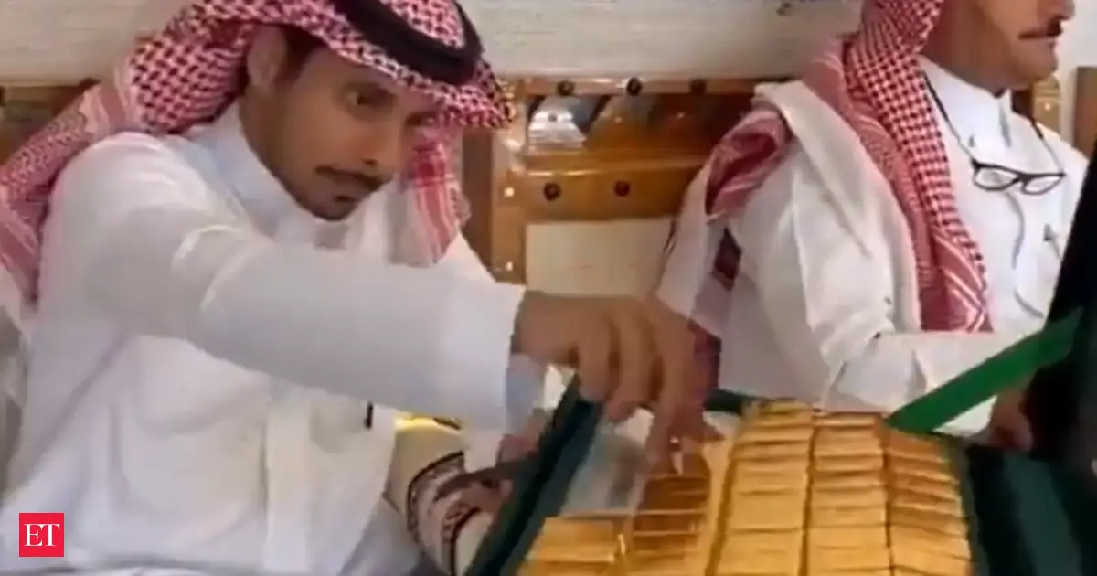 Gold biscuits served at viral Saudi wedding turned out to be chocolates. Here's all about it