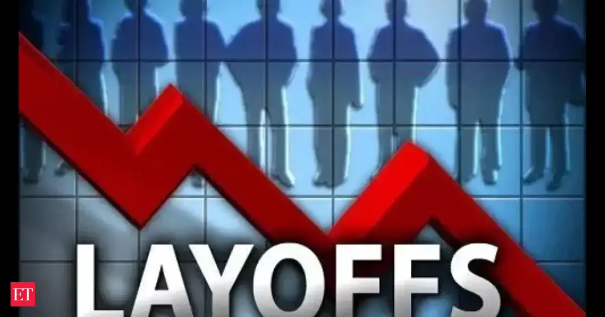 Employee in a catch-22 after 18 years: Take a new offer or wait for layoff and severance? Gets strategic guidance