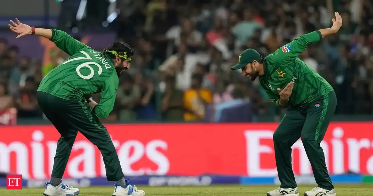 T20 World Cup: Pakistan bowler Usman Tariq and his unusual delivery courts controversy