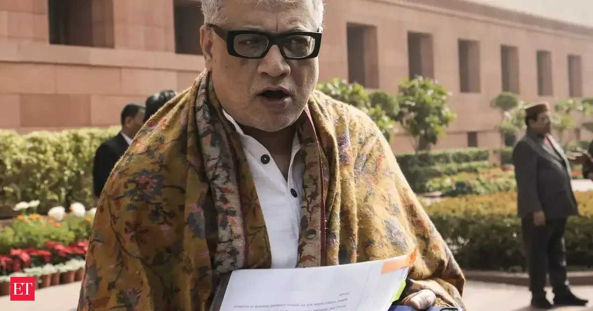 TMC MP O'Brien demands legally enforceable basic minimum wage for workers