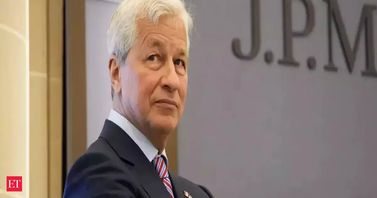 Thought of the Day by Jamie Dimon: 'Don&rsquo;t do anything stupid. And don&rsquo;t waste money. Let everybody else waste money and do stupid things; then we&rsquo;ll buy them'. How to use this in business and investment?