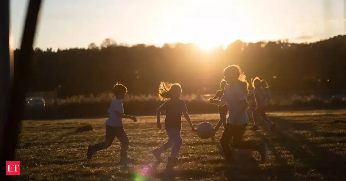 How Childhood Without Constant Technology Built Real Resilience