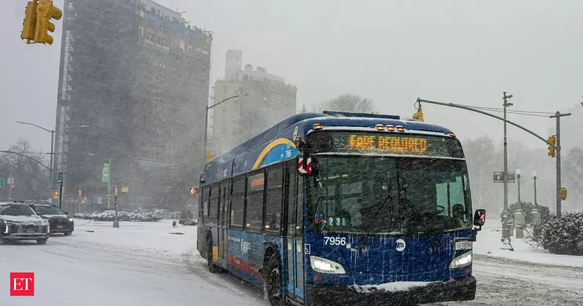 NYC expects up to 2 inches of snow overnight Sunday, with slippery Monday morning commute across the region