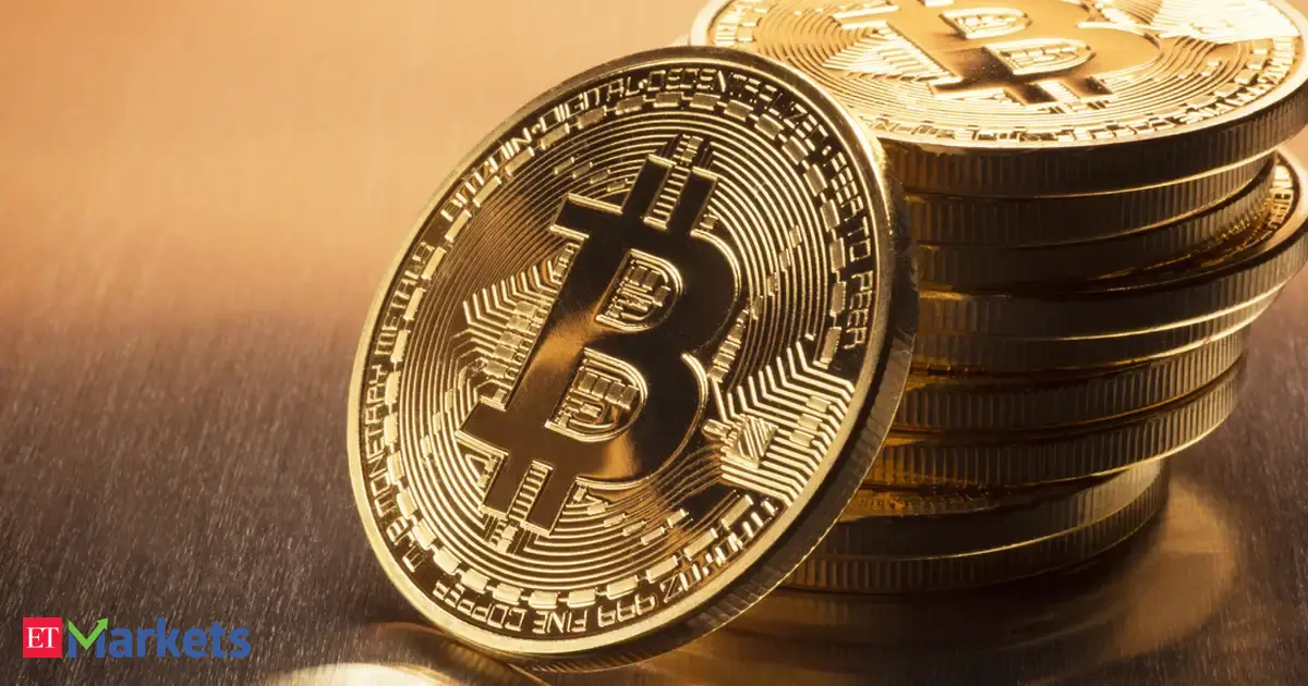 Bitcoin hovers near $68,700 as ETF inflows decline; caution rises