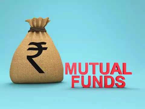 Mutual funds: A smarter middle path