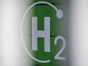 India records lowest-ever price for green hydrogen in tender