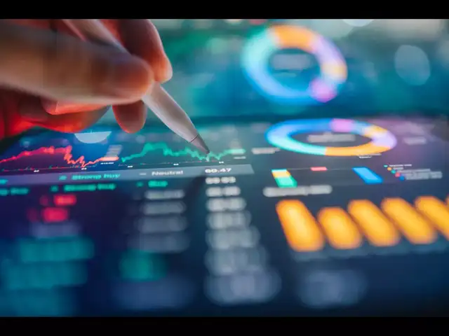 5 Fast-growing revenue stars: High-performance stocks leading the ...