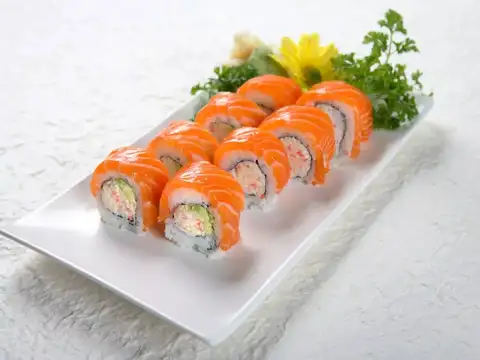 Smoked Salmon and Avocado "Power" Roll