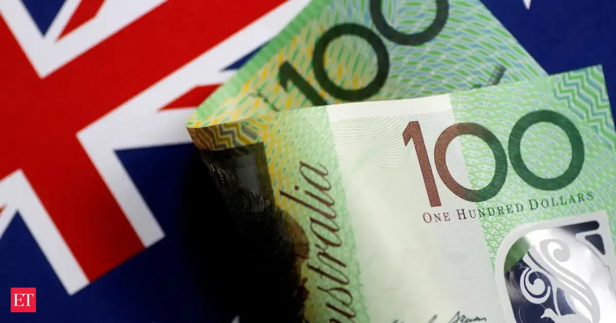 Young Australians risk losing $128,000 in retirement by ignoring their superannuation, experts warn