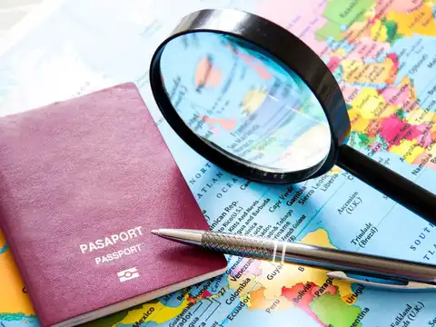 How does the Income Tax Act decide your residential status?