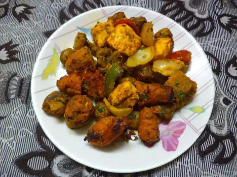 Tandoori Soy Chaap or Paneer Tikka