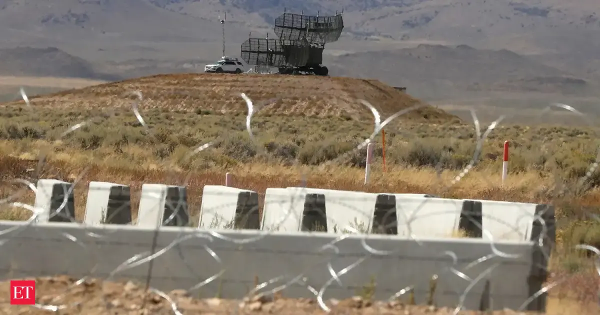 Trump to release files on little orange men after slamming Obama on aliens & UFOs