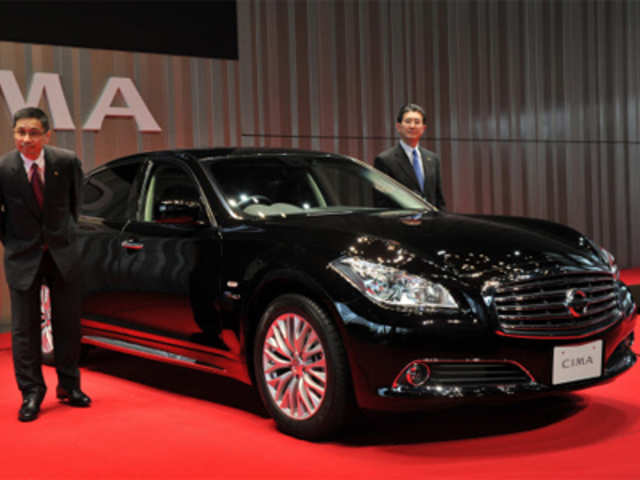 Nissan launches new luxury sedan 'Cima'