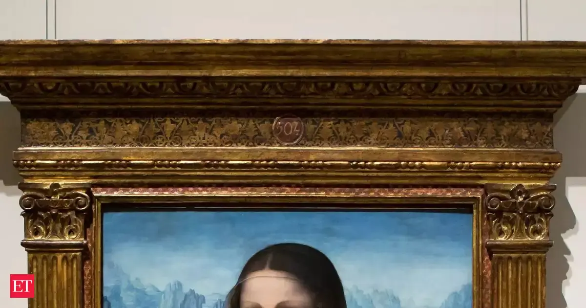 Mona Lisa in recycling: Leonardo da Vinci's Renaissance masterpiece recreated as 43 feet plastic bottle caps installation in Latin America