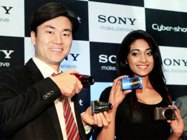 Launch of new Sony Cybershot cameras