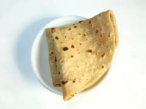 Roti Nachos (The Desi Crisp)