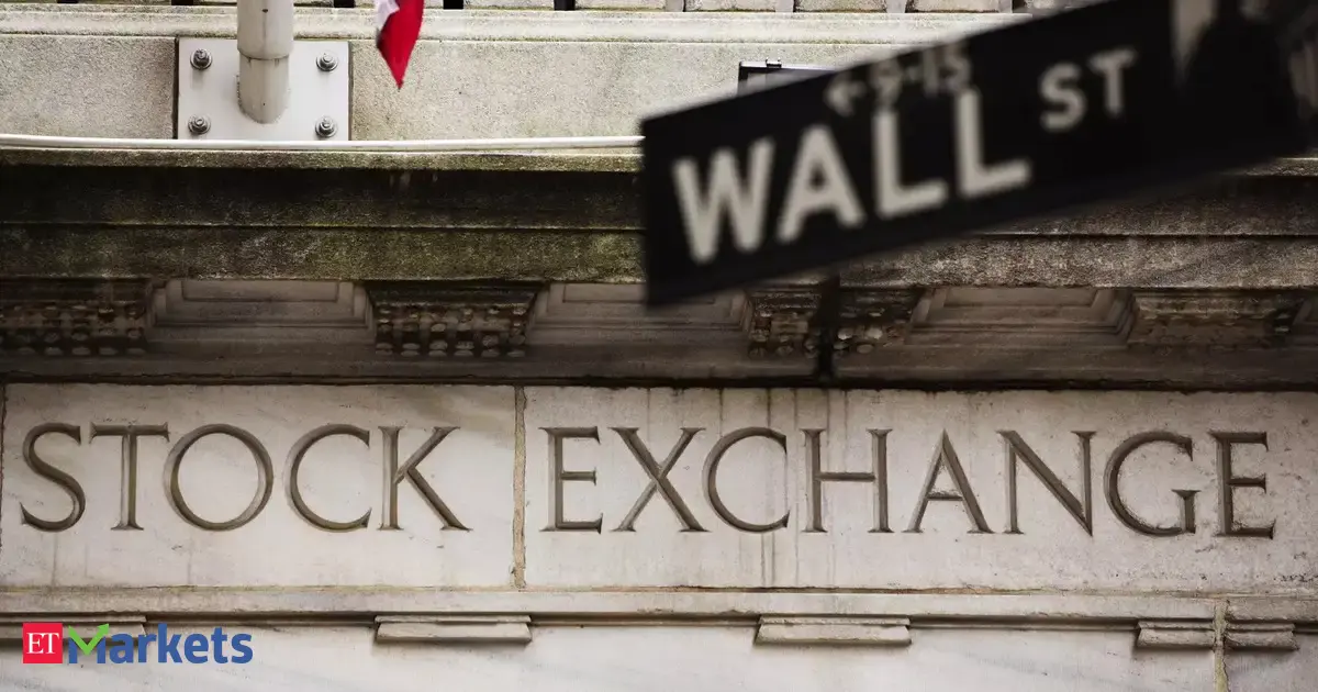 US stock markets today: US stocks decline with tech leading losses as tariff uncertainty weighs