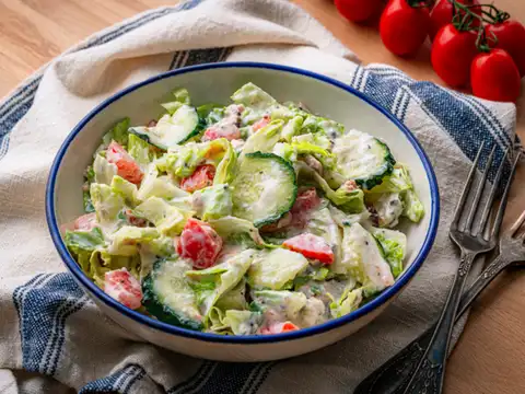  Greek Yogurt Veggie Bowl