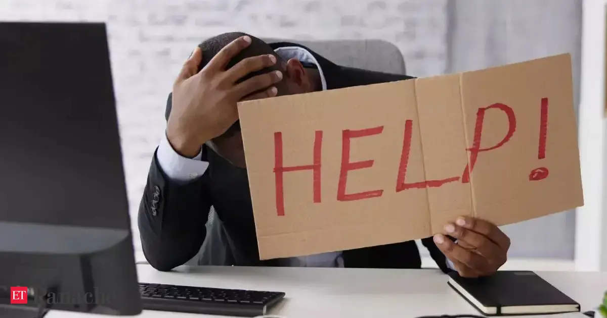 'Employees held each other hostage': Man recalls working at toxic job where no one 'dared' to leave office first