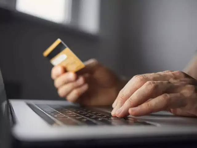Debt trap checklist: 7 warning signs Gen Z should not ignore - Paying ...