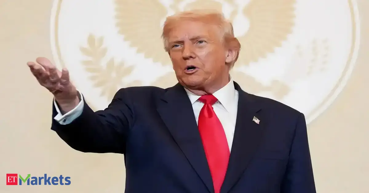 US Stocks: Trump Media considers spinning off Truth Social into public company, reports wider annual loss