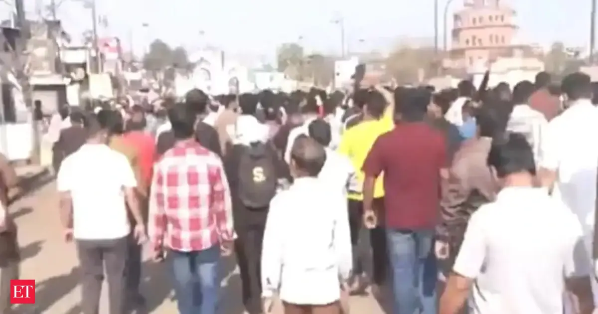 Massive protests hit Lucknow streets as Shia community condemns US-Israel strikes, demands global justice