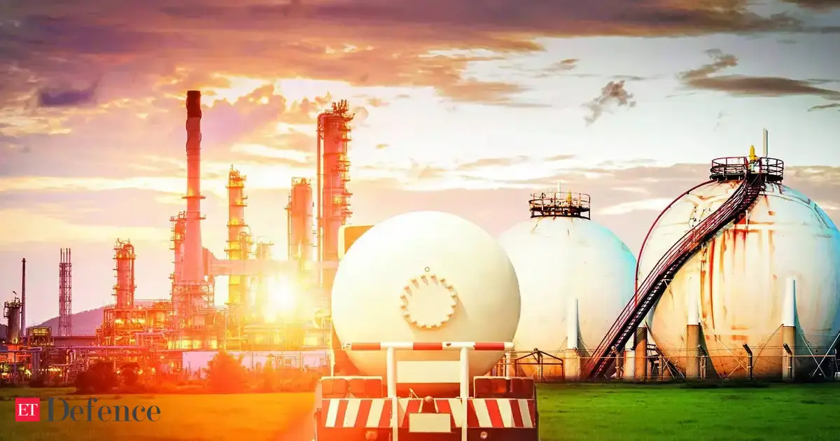 Gulf attacks halt Qatar LNG, Saudi refinery, Israeli energy output