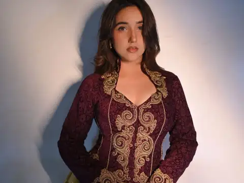 How the jacket defines her frame