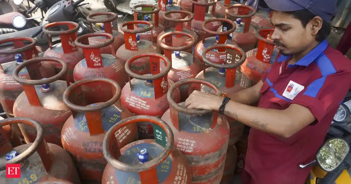 LPG price hiked by Rs 60; govt says impact just 20 paise/person/day, no petrol or diesel hike